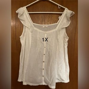Maurice’s White tank blouse